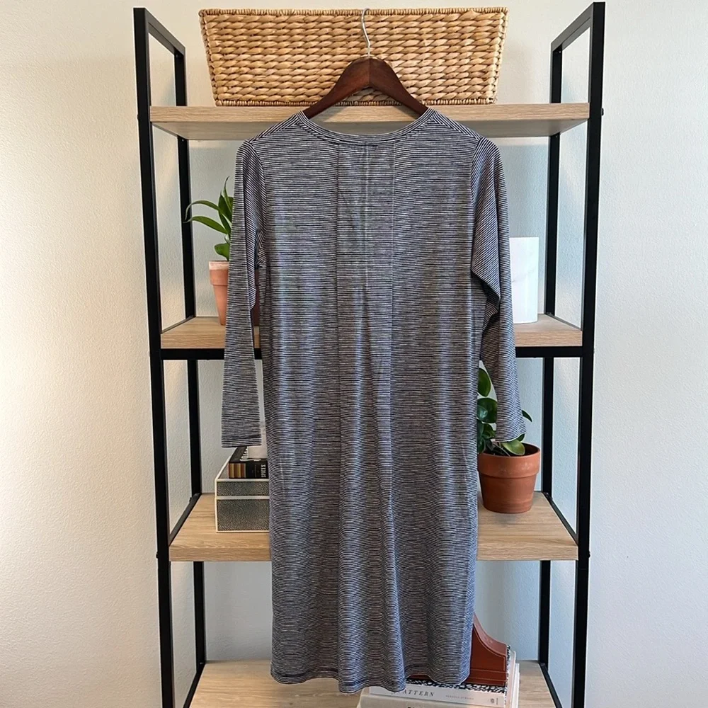 L.L. Bean Stretch Organic Cotton Jersey Long Sleeve Striped Dress w/Pockets, XS - Picture 7 of 7